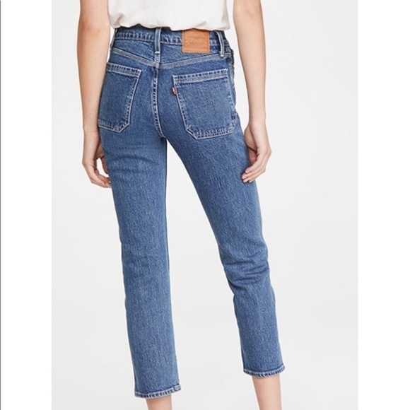 LEVI’S Wedgie Straight High Rise Crop Jeans in Middle Sister Size 25 New NWT - Picture 1 of 14